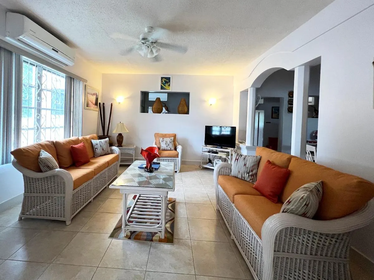 Holiday home Welcome To The Unpretentious And Breezy Graceville, Steps Away From The Beach Saint James